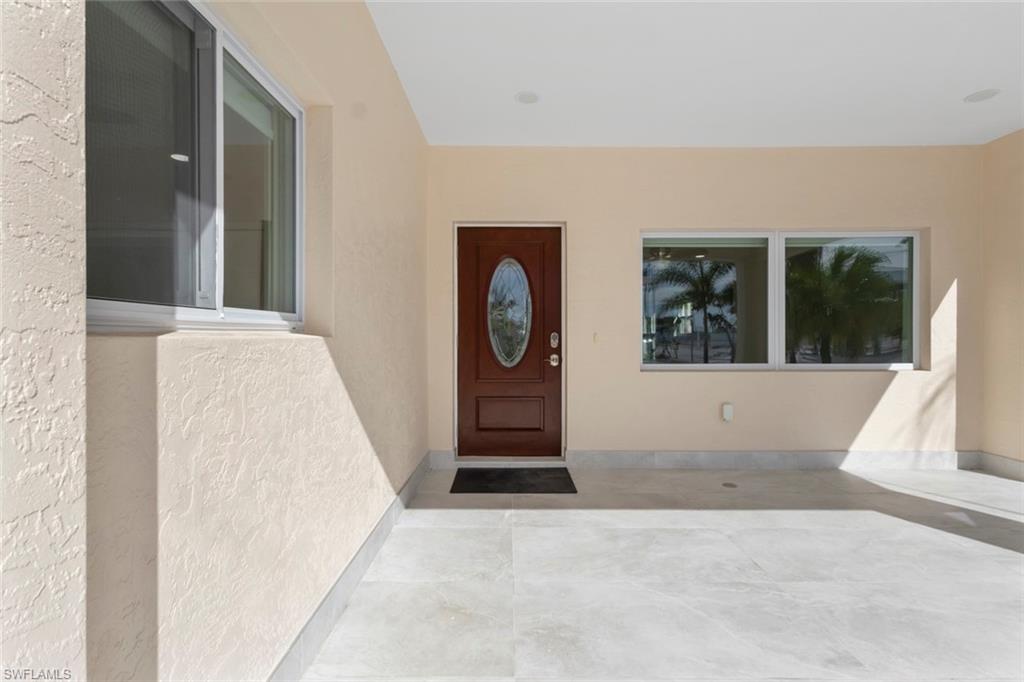 107 Albatross ST photo 10