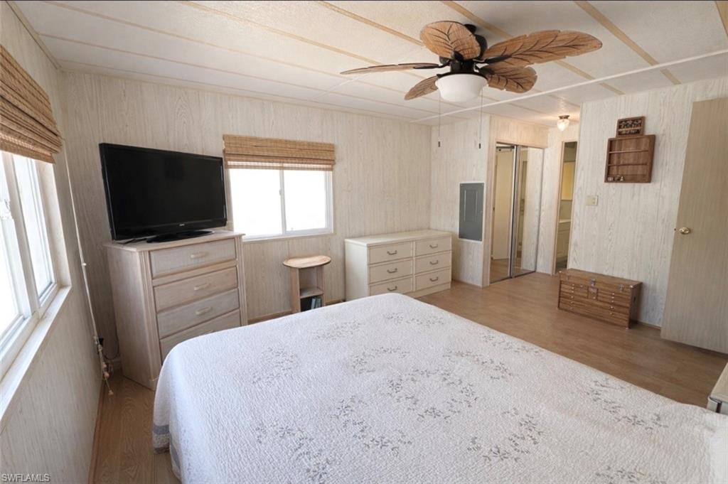 26110 Princess LN photo 12