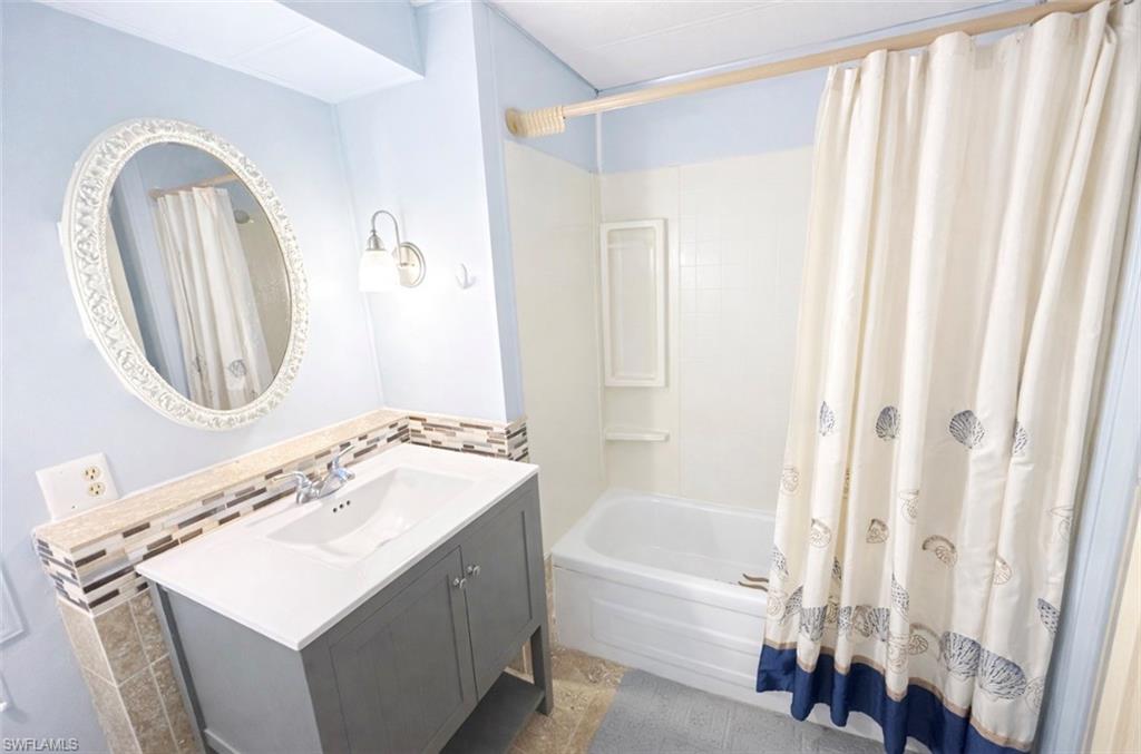 26110 Princess LN photo 9