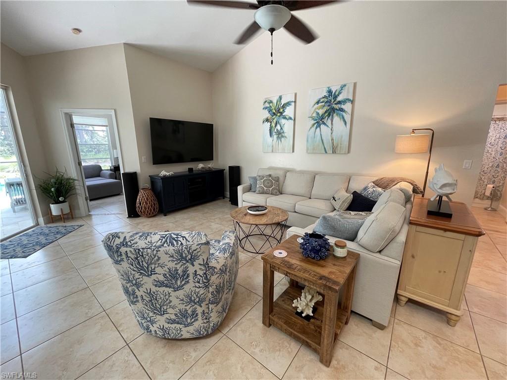 25260 Bay Cedar DR photo 9