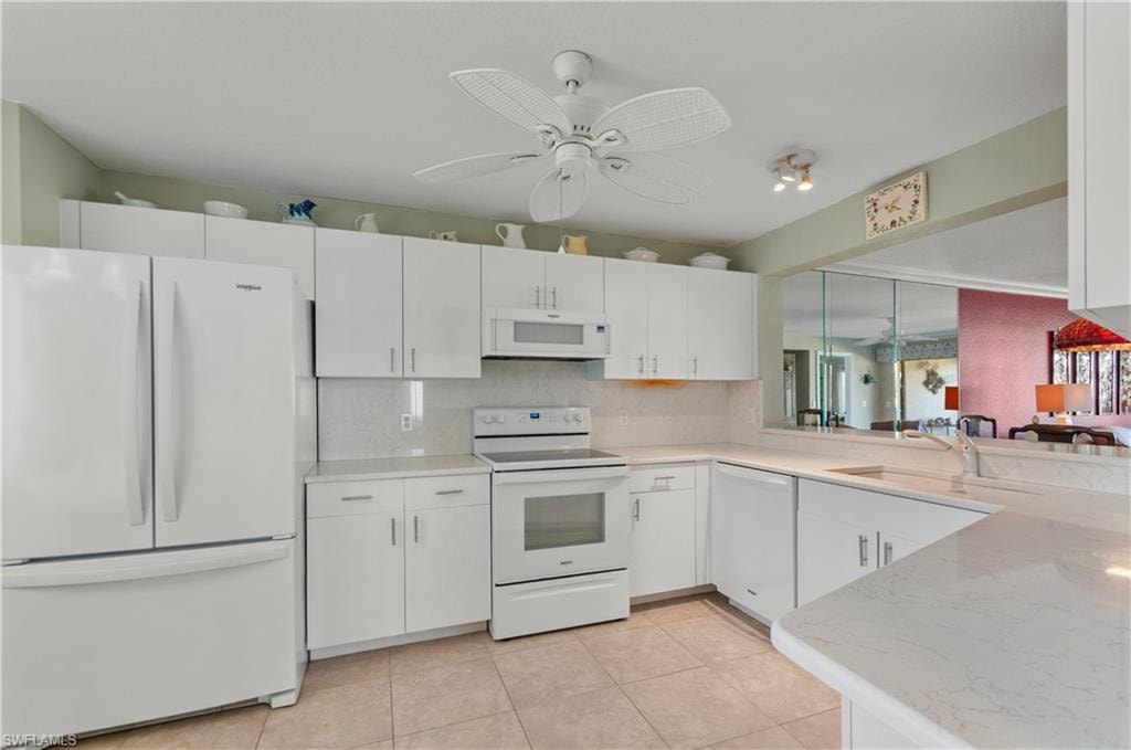 Eat in kitchen with newer appliances