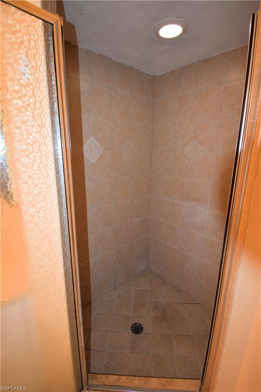 1724 SW 15th TER photo 20