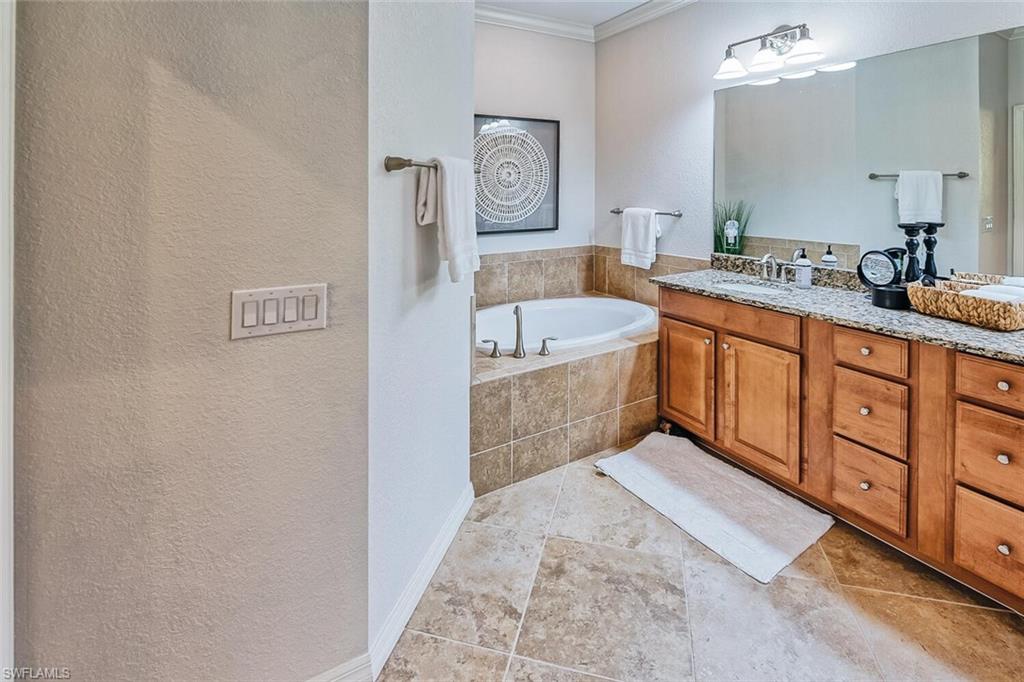 9107 Napoli CT 201 photo 17