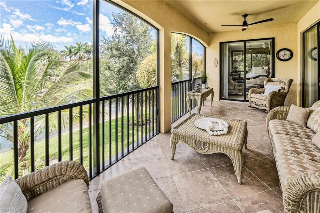 9107 Napoli CT 201 photo 26