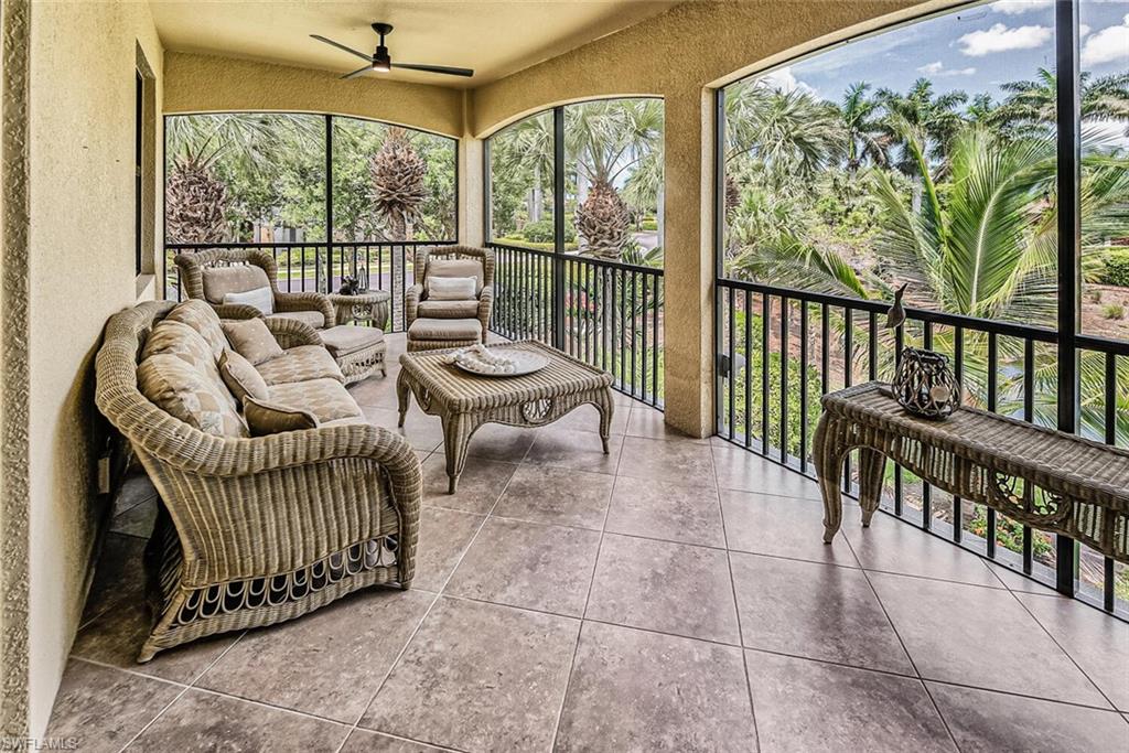 9107 Napoli CT 201