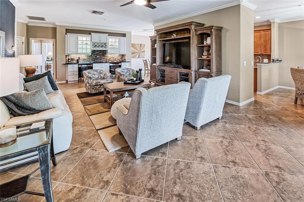 9107 Napoli CT 201 photo 8