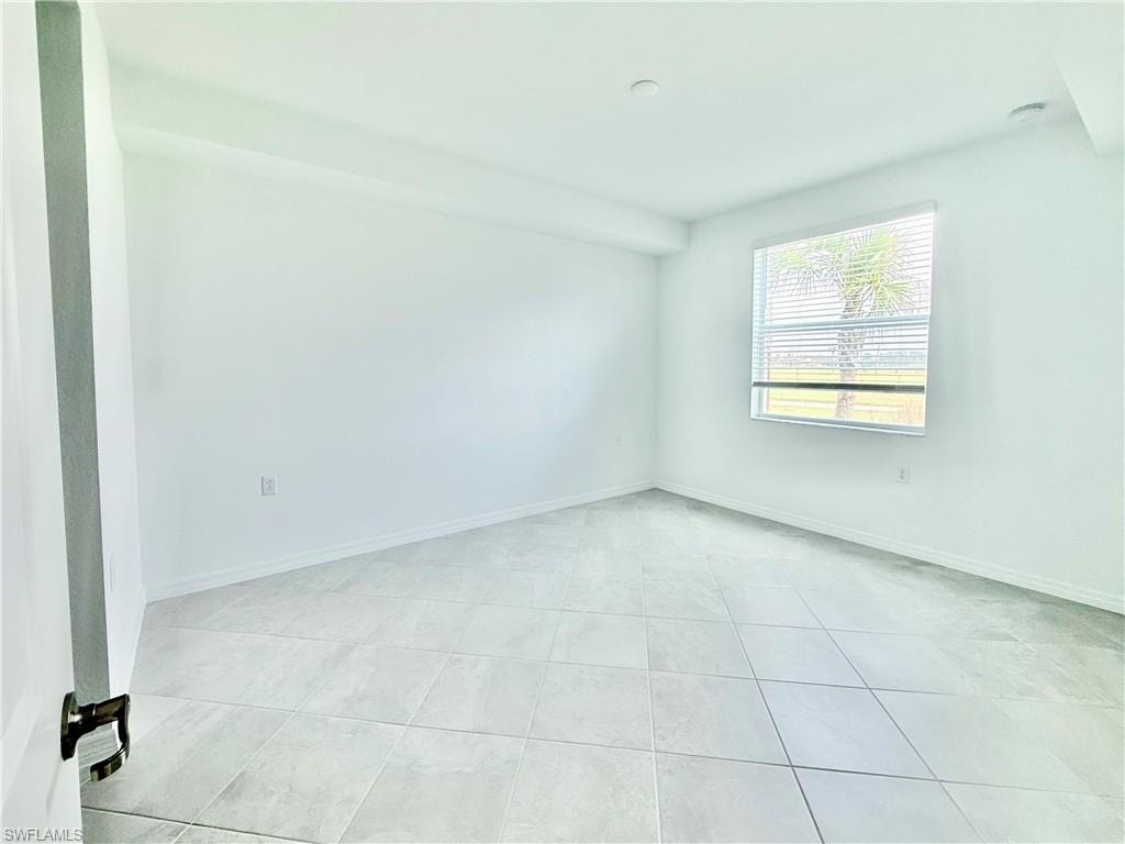 15285 Green Acres 415