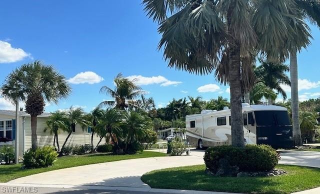 1169 Diamond Lake CIR