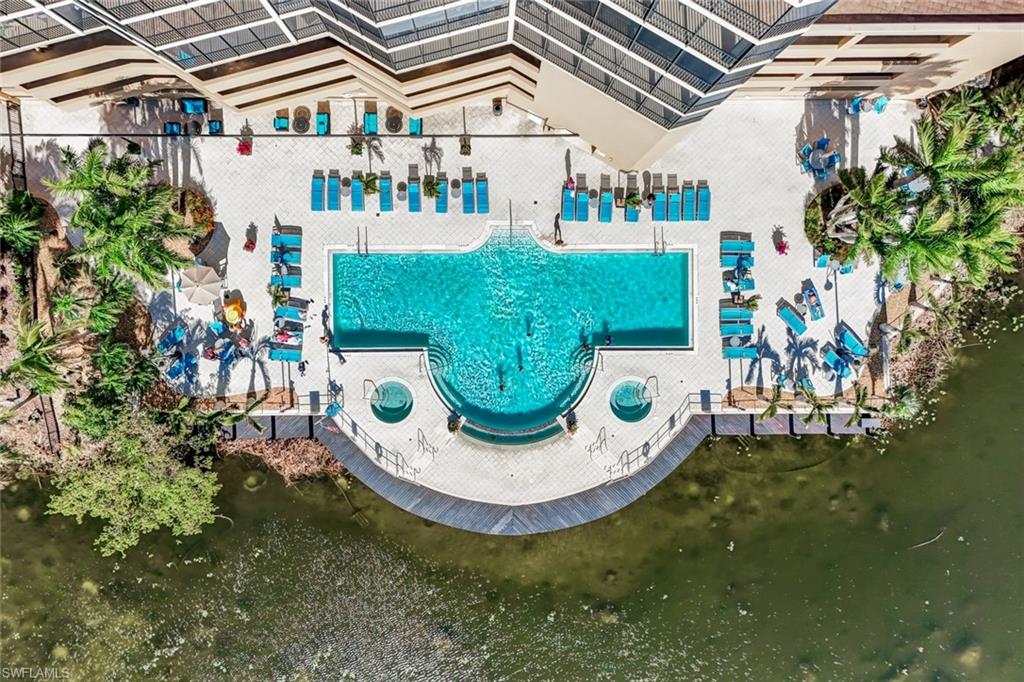 Bird's eye view of the resort style infinity edge pool