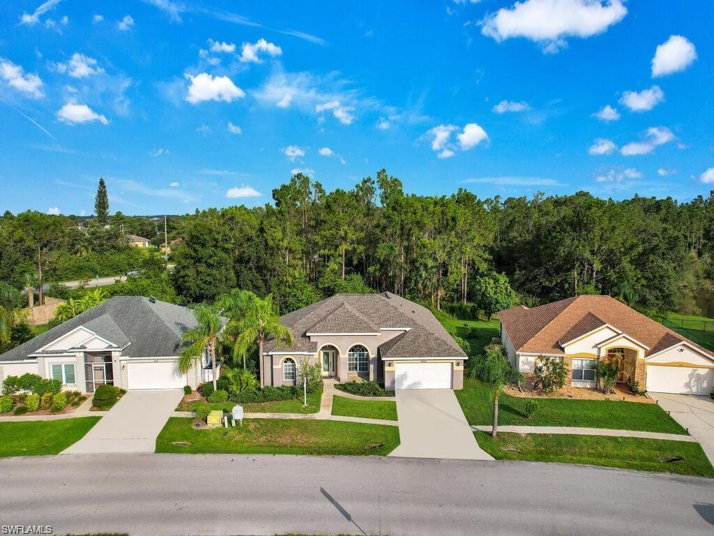 4409 Varsity Lakes DR