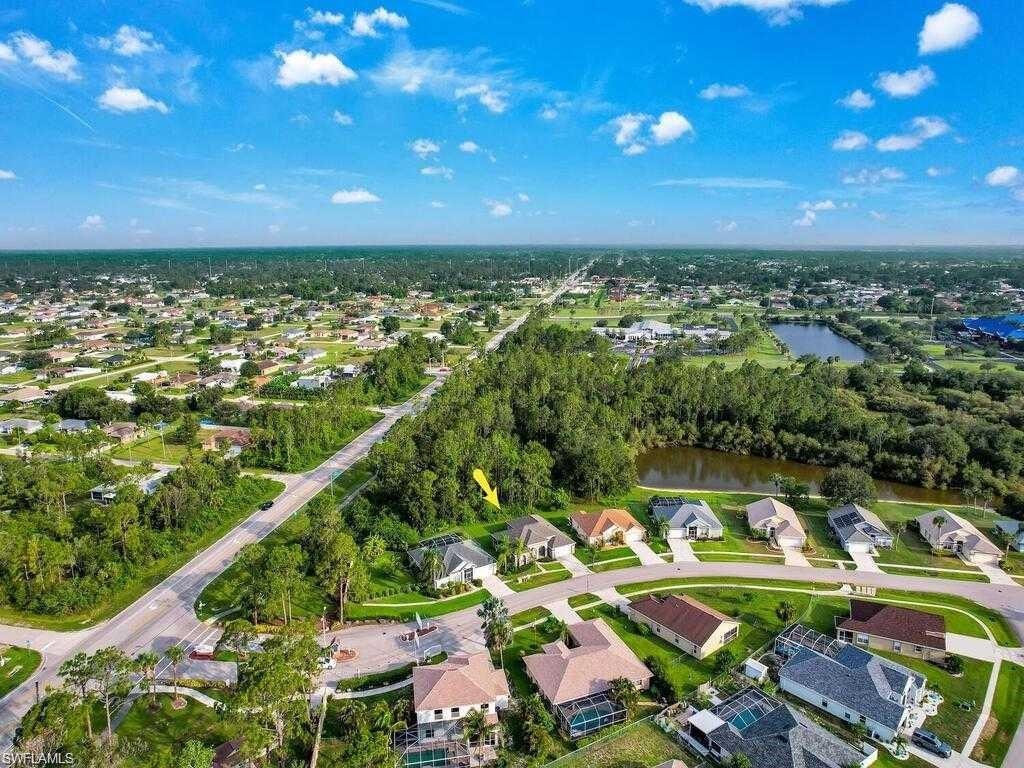 4409 Varsity Lakes DR