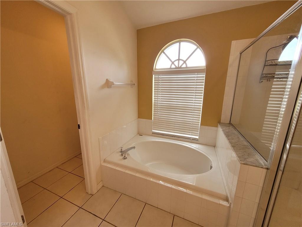 4409 Varsity Lakes DR photo 21