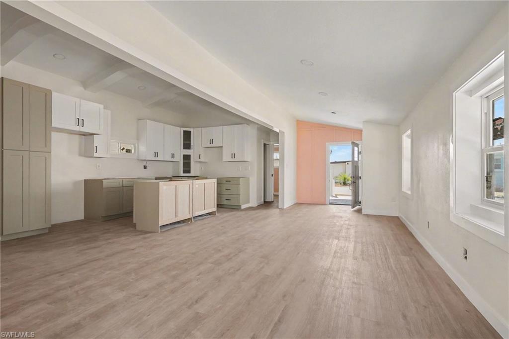 11330 Cypress LN photo 6