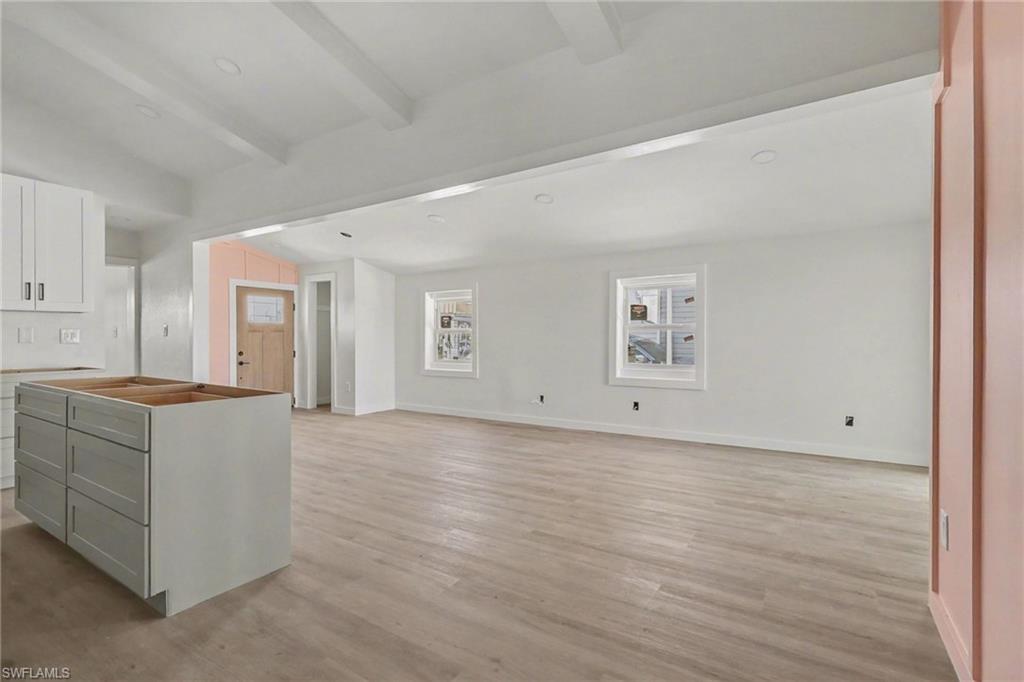 11330 Cypress LN photo 9