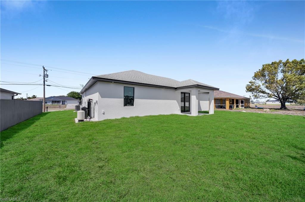 921 Chiquita BLVD N photo 36
