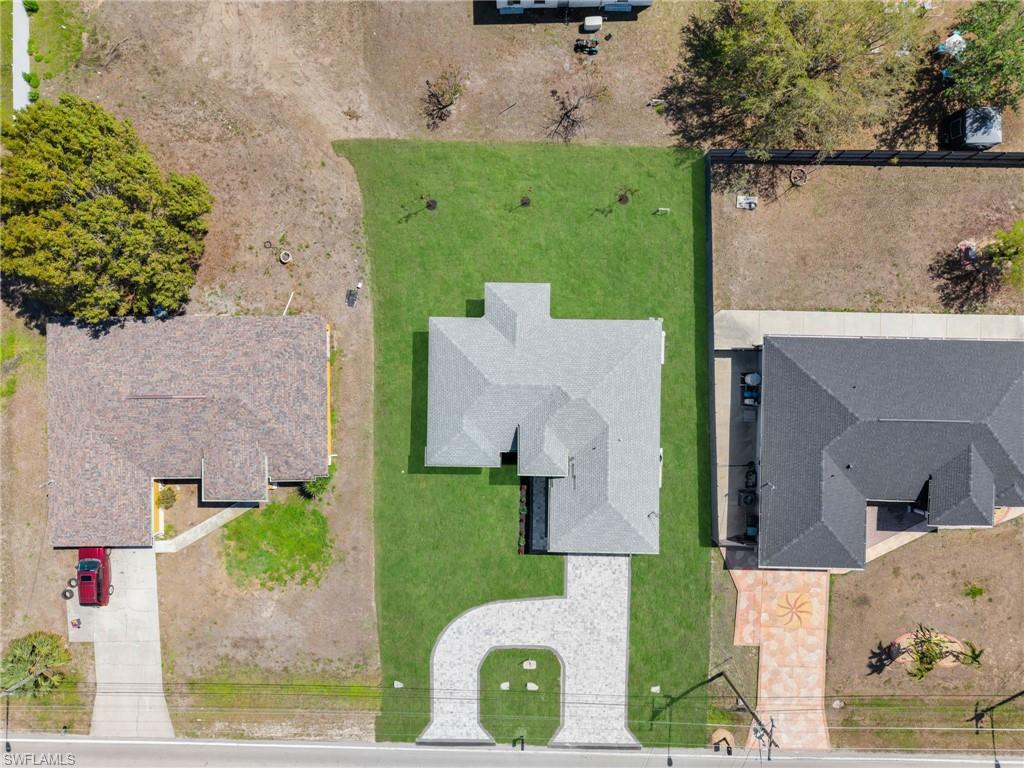 921 Chiquita BLVD N photo 40