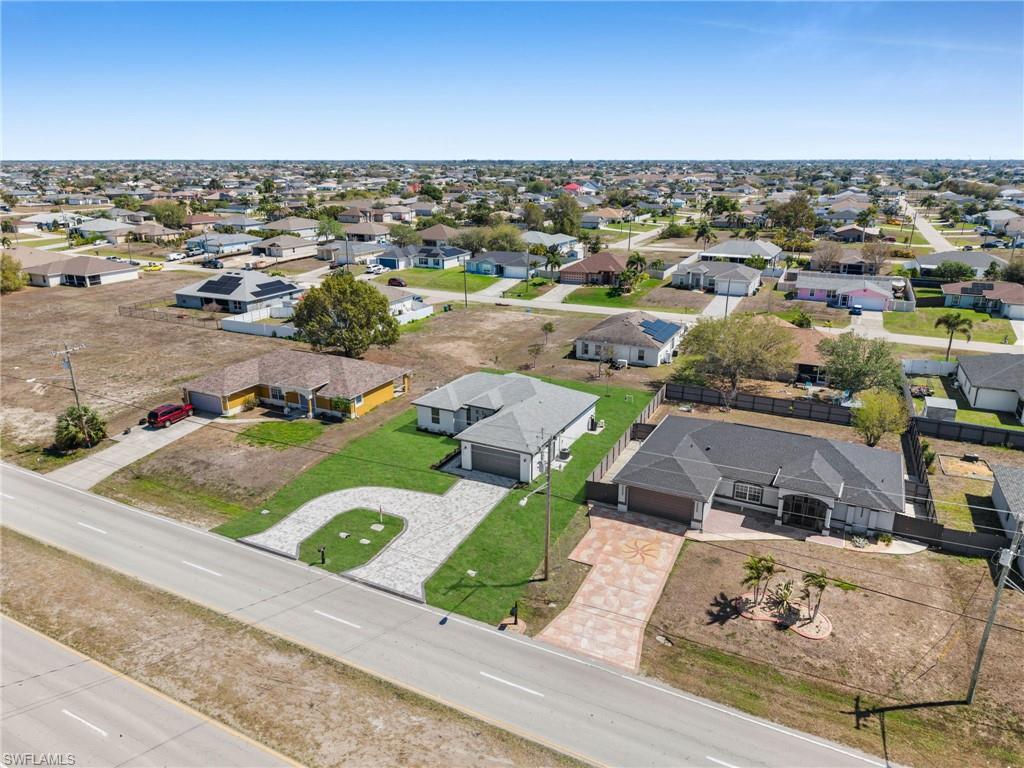921 Chiquita BLVD N photo 39