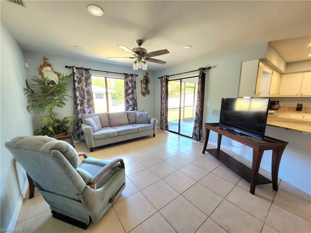 Front living Room