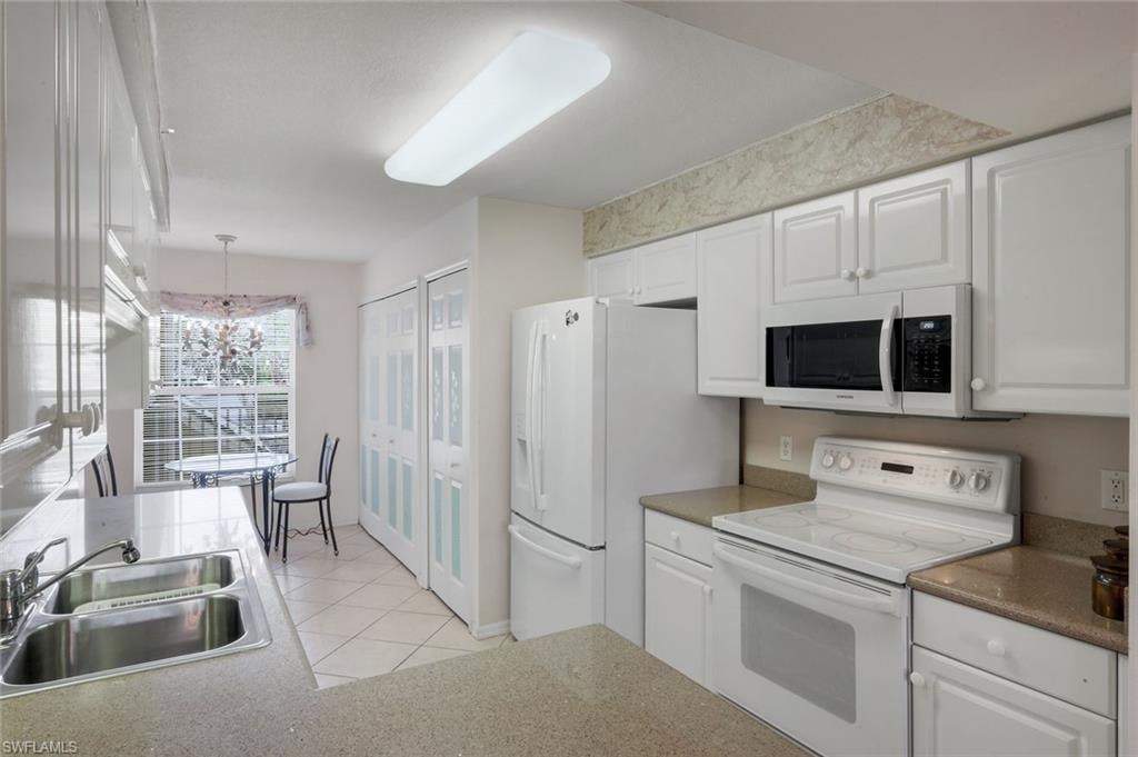 15495 Cedarwood LN 204 photo 9