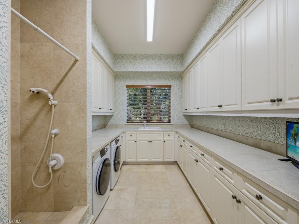 Laundry - Storage Room