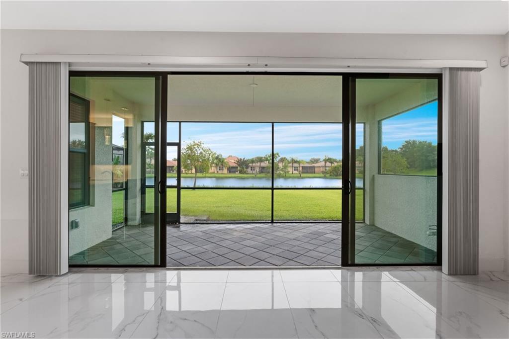 11604 Meadowrun CIR photo 12