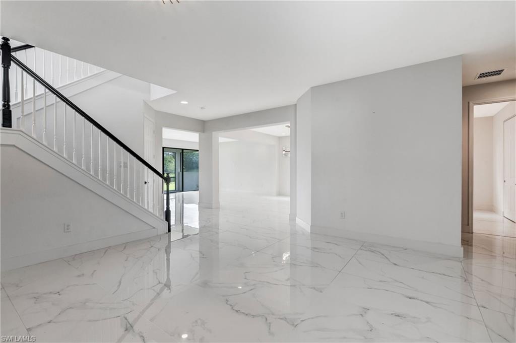 11604 Meadowrun CIR