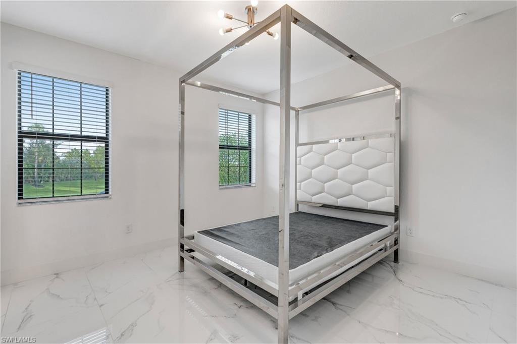 11604 Meadowrun CIR photo 34