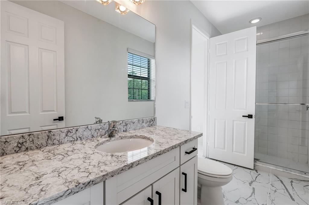 11604 Meadowrun CIR photo 33