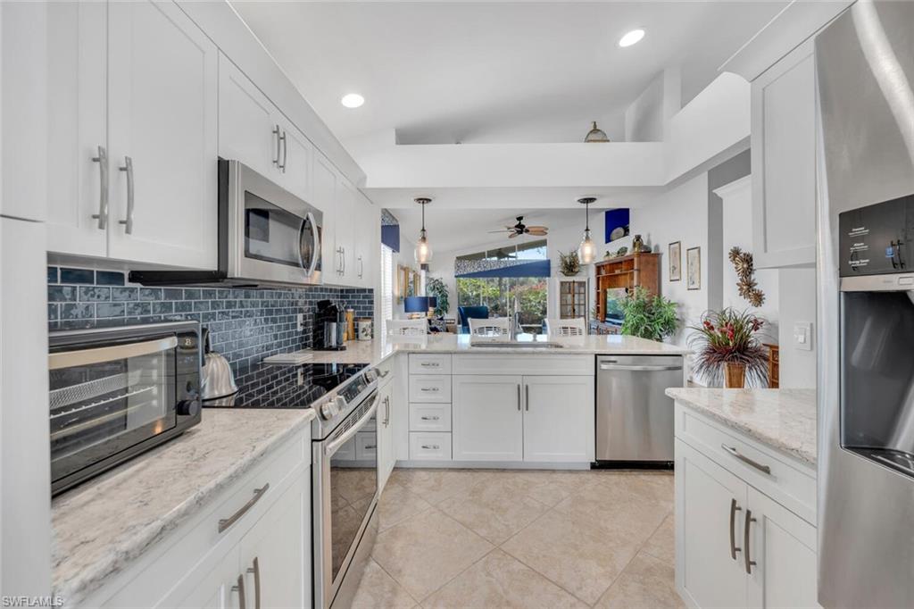 1562 Weybridge CIR 31