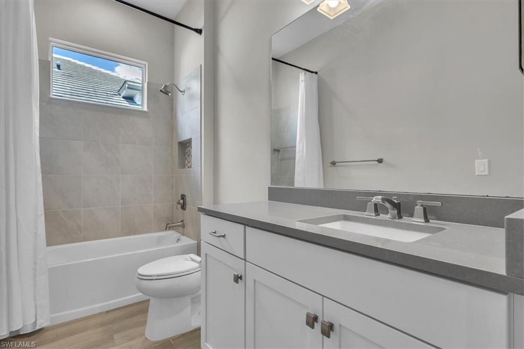 Full guest bath