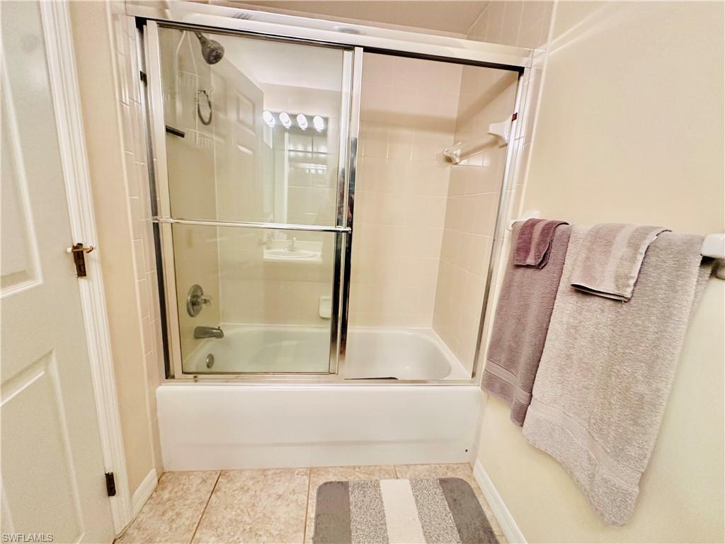 1133 Van Loon Commons CIR 203 photo 16