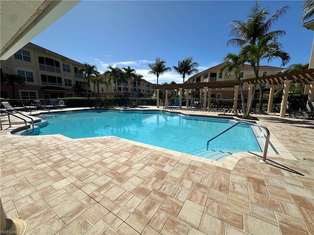 1133 Van Loon Commons CIR 203 photo 24