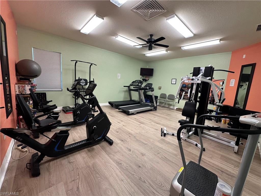 1133 Van Loon Commons CIR 203 photo 25
