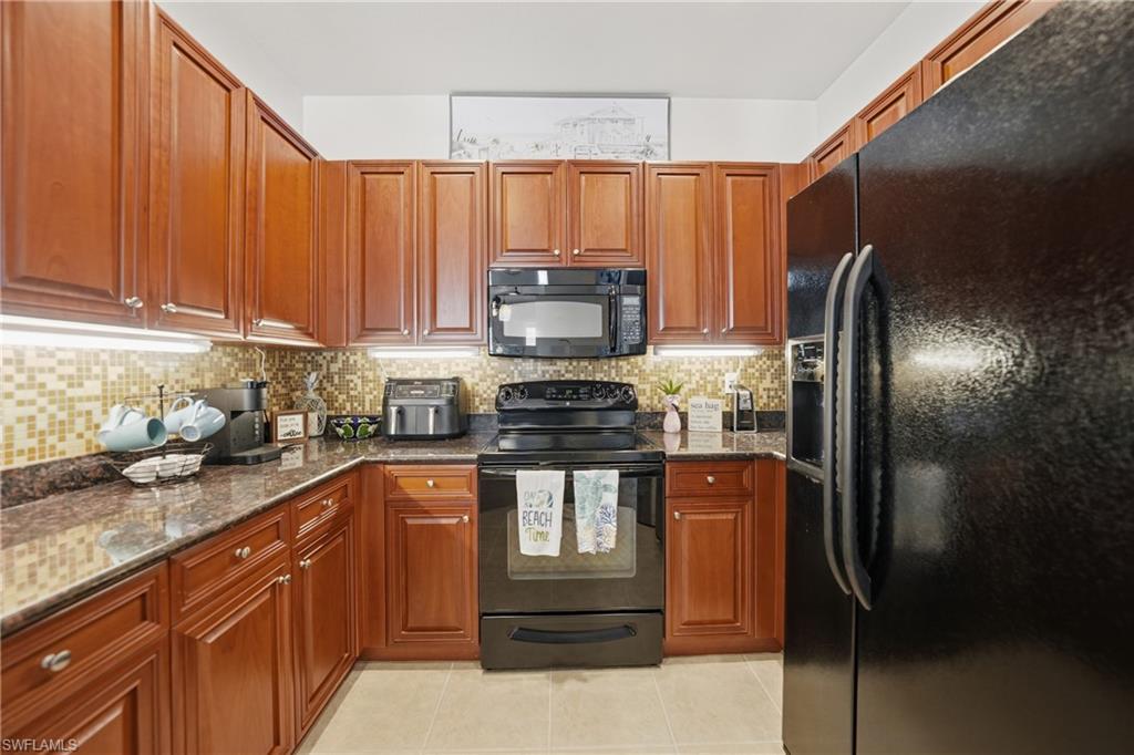17288 Acapulco RD 421 photo 6