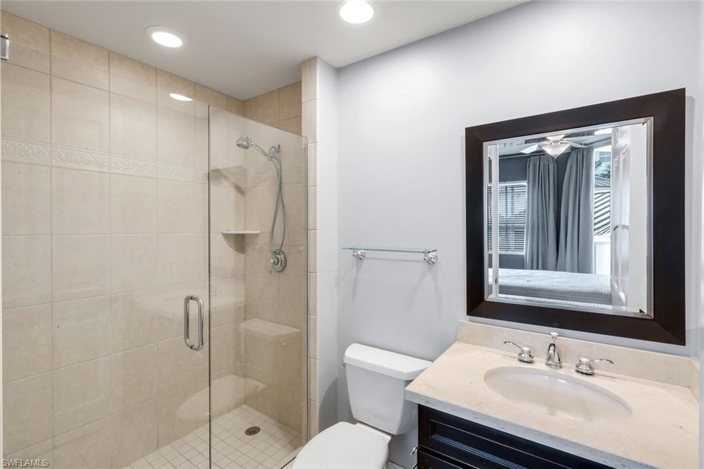 Guest En-Suite Bath
