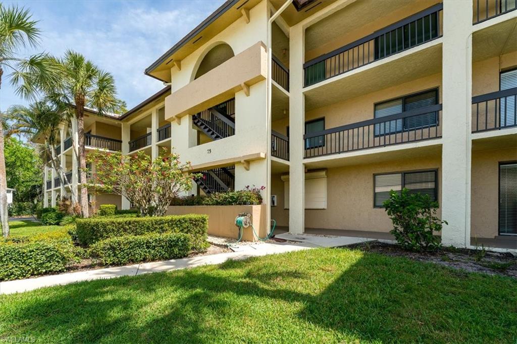 Cypress Gate has elevator & stair access