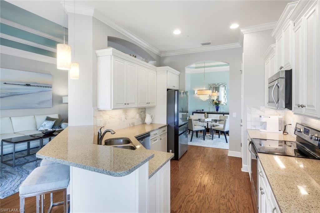 8835 Nautical Landing CIR 201 photo 17