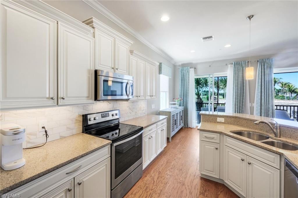 8835 Nautical Landing CIR 201 photo 19
