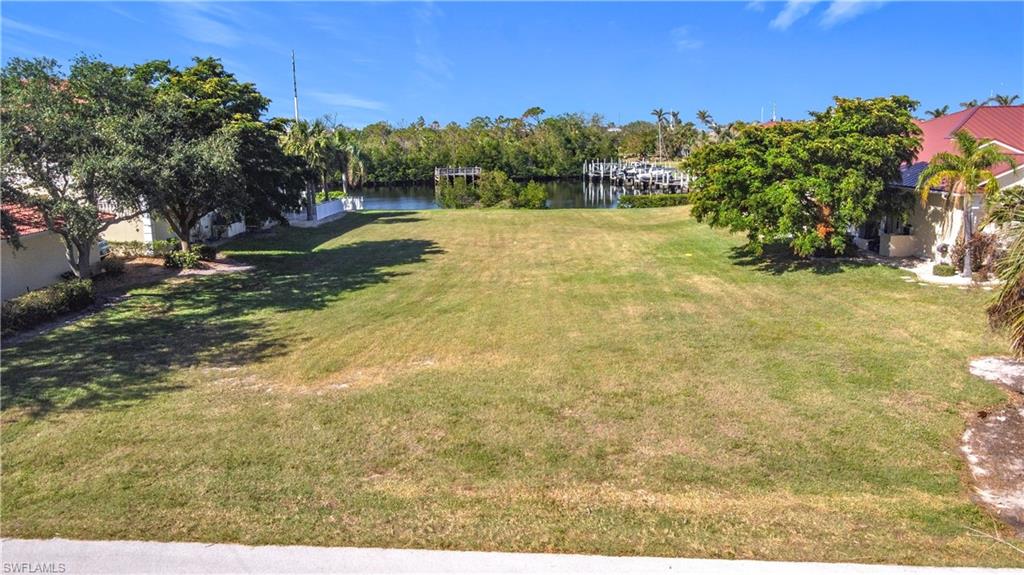 3227 Purple Martin DR