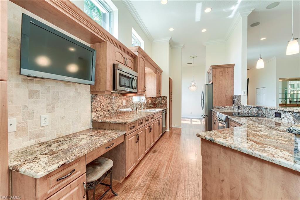 19321 Northbridge WAY photo 6
