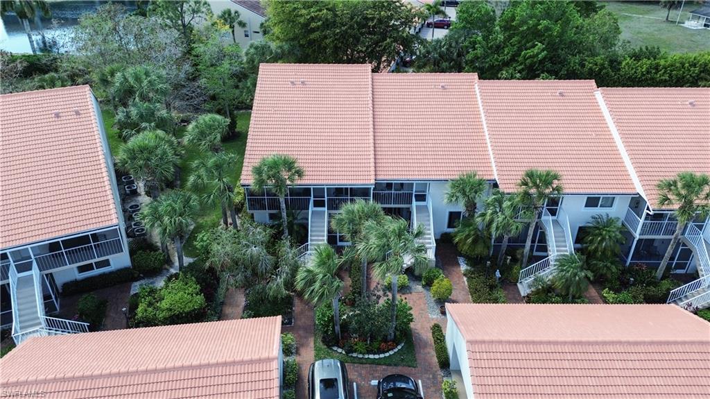 Drone / aerial view of apartment complex / building