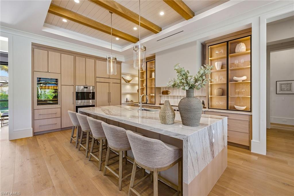 529 Neapolitan WAY photo 7