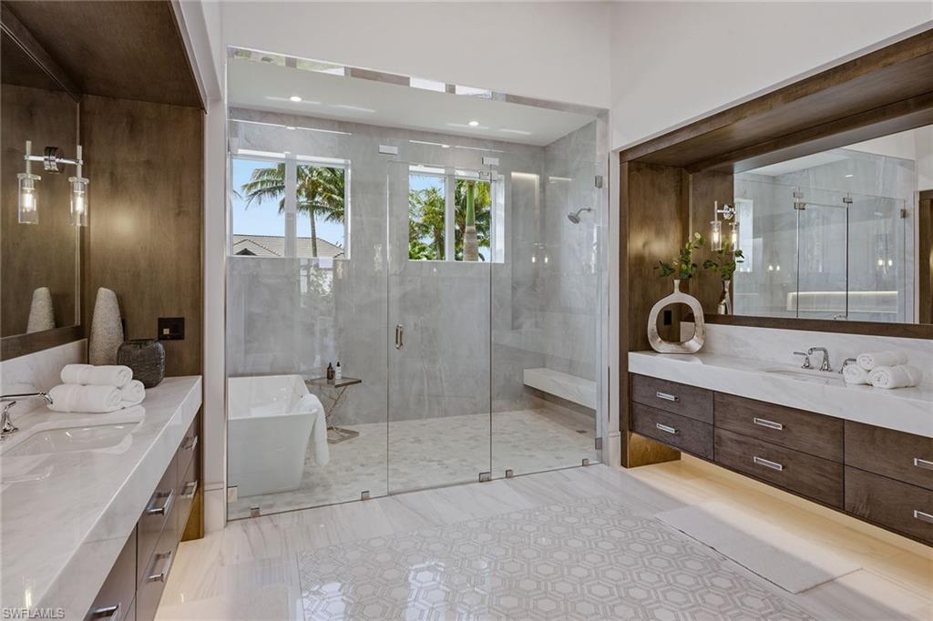 529 Neapolitan WAY photo 14