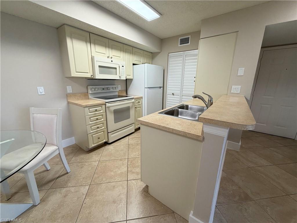 2094 Arbour Walk CIR 3014 photo 7