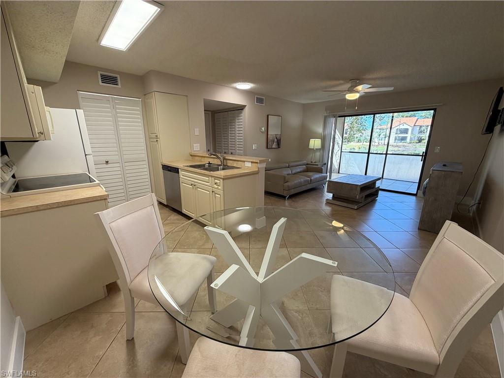 2094 Arbour Walk CIR 3014