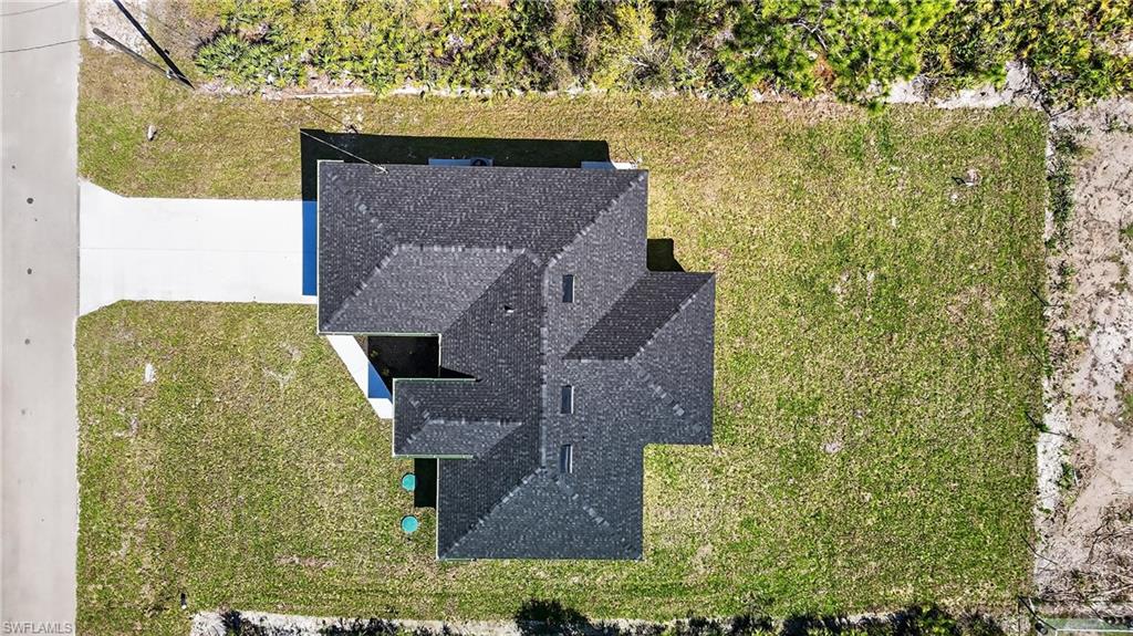 Aerial view of property and surrounding area