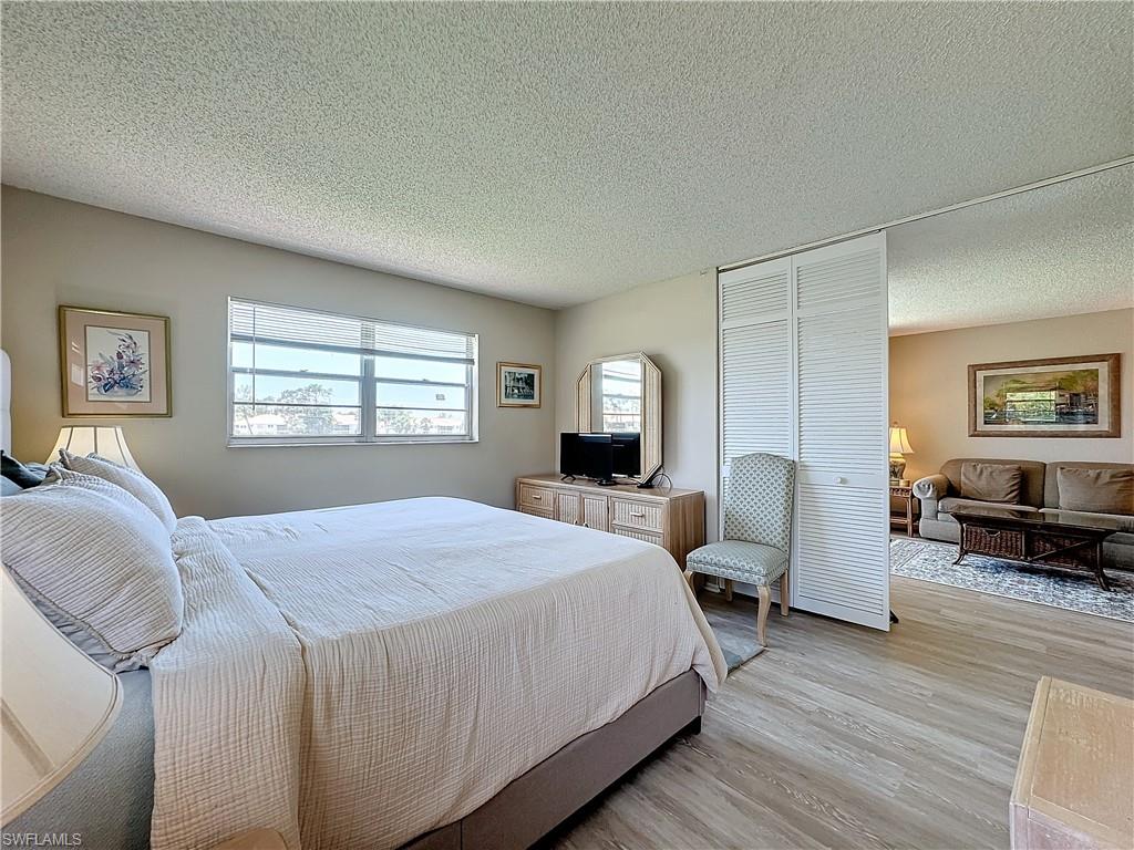 300 Forest Lakes BLVD 201 photo 26