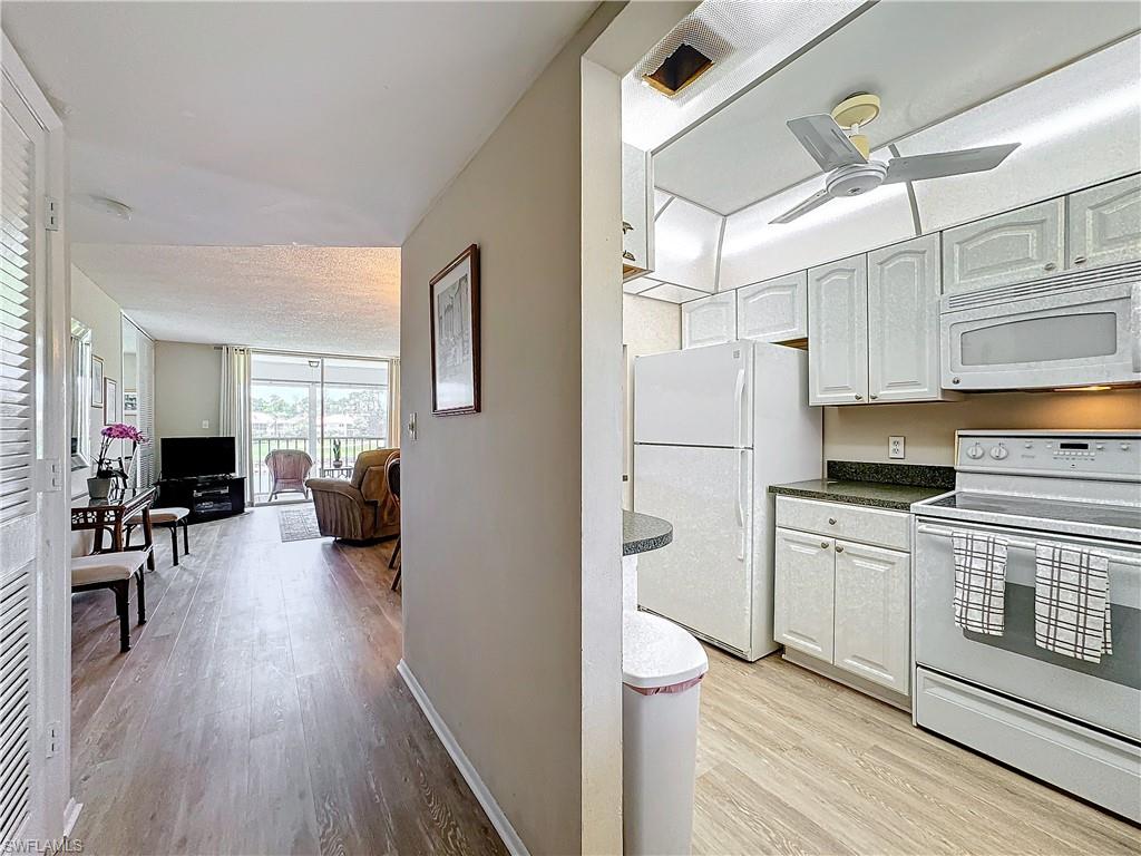 300 Forest Lakes BLVD 201