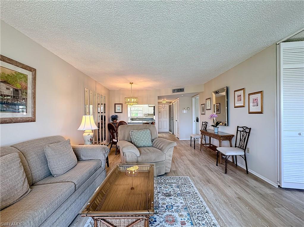 300 Forest Lakes BLVD 201 photo 20