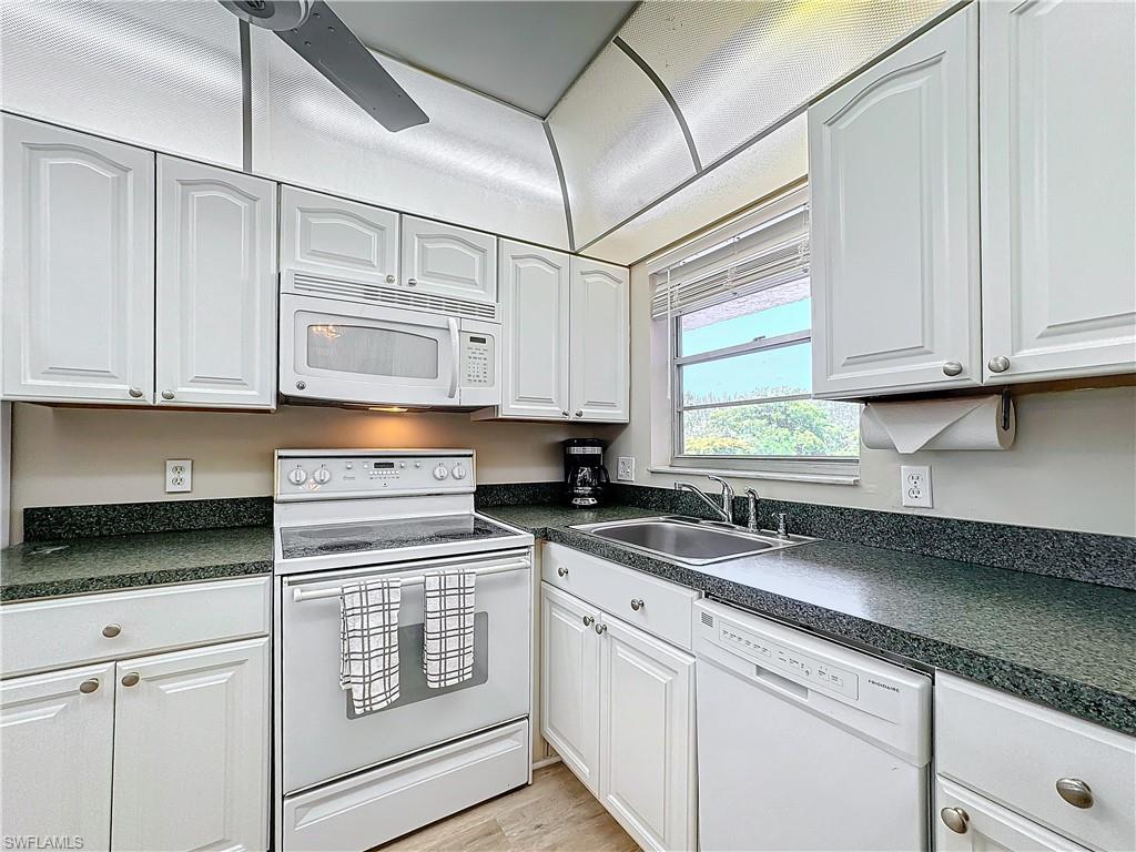 300 Forest Lakes BLVD 201 photo 9